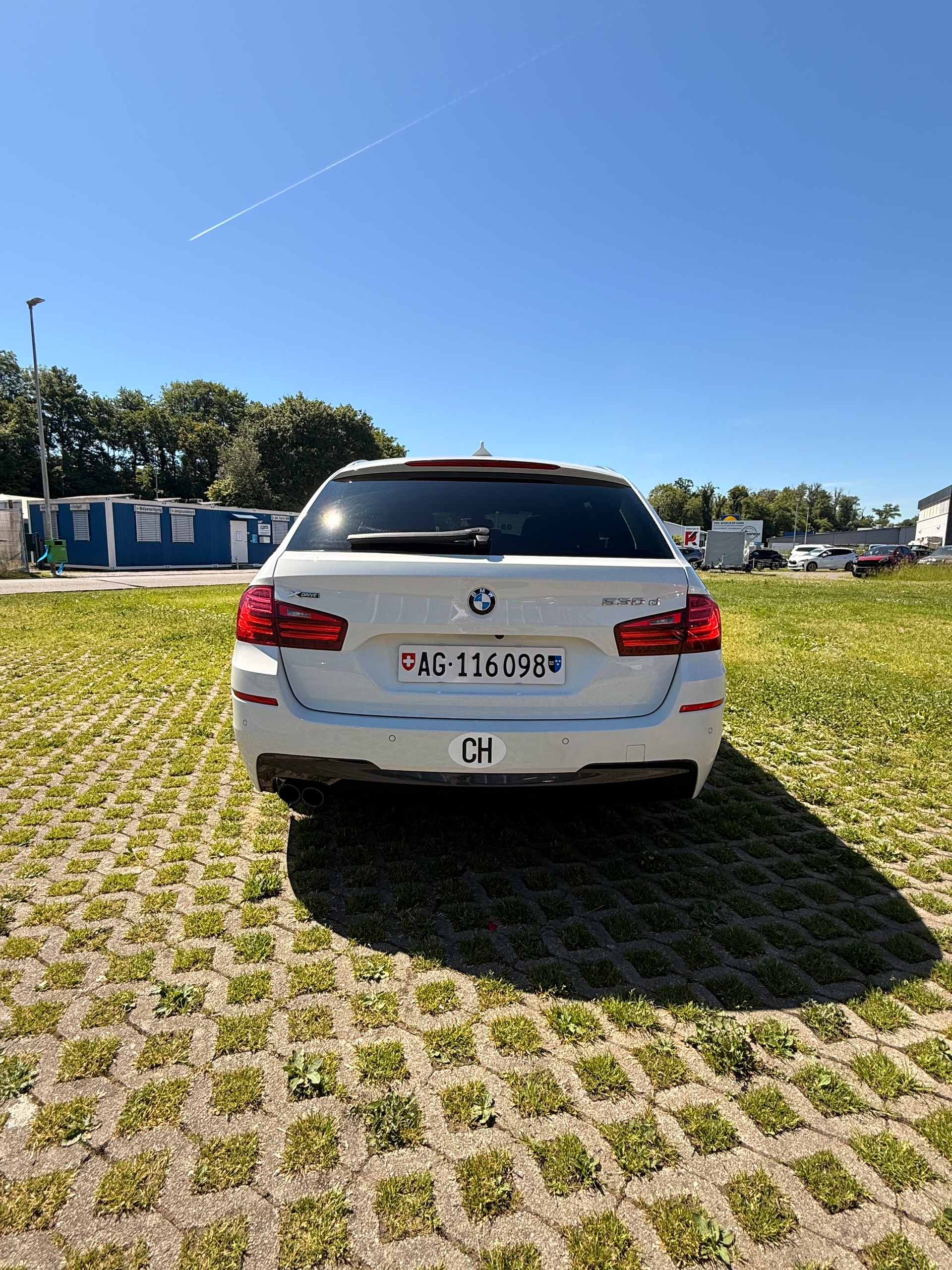 BMW 530d xDrive-image-3