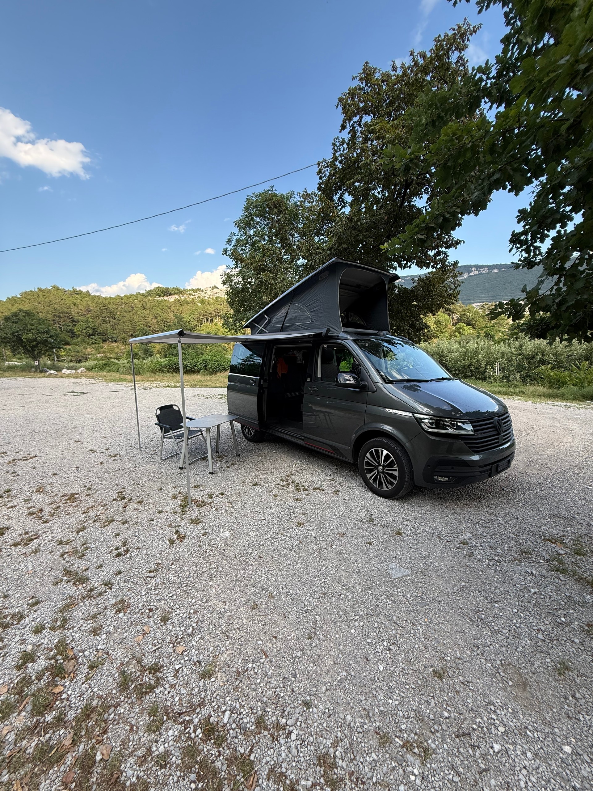 VW T6.1 California Beach DSG 4m-image-3