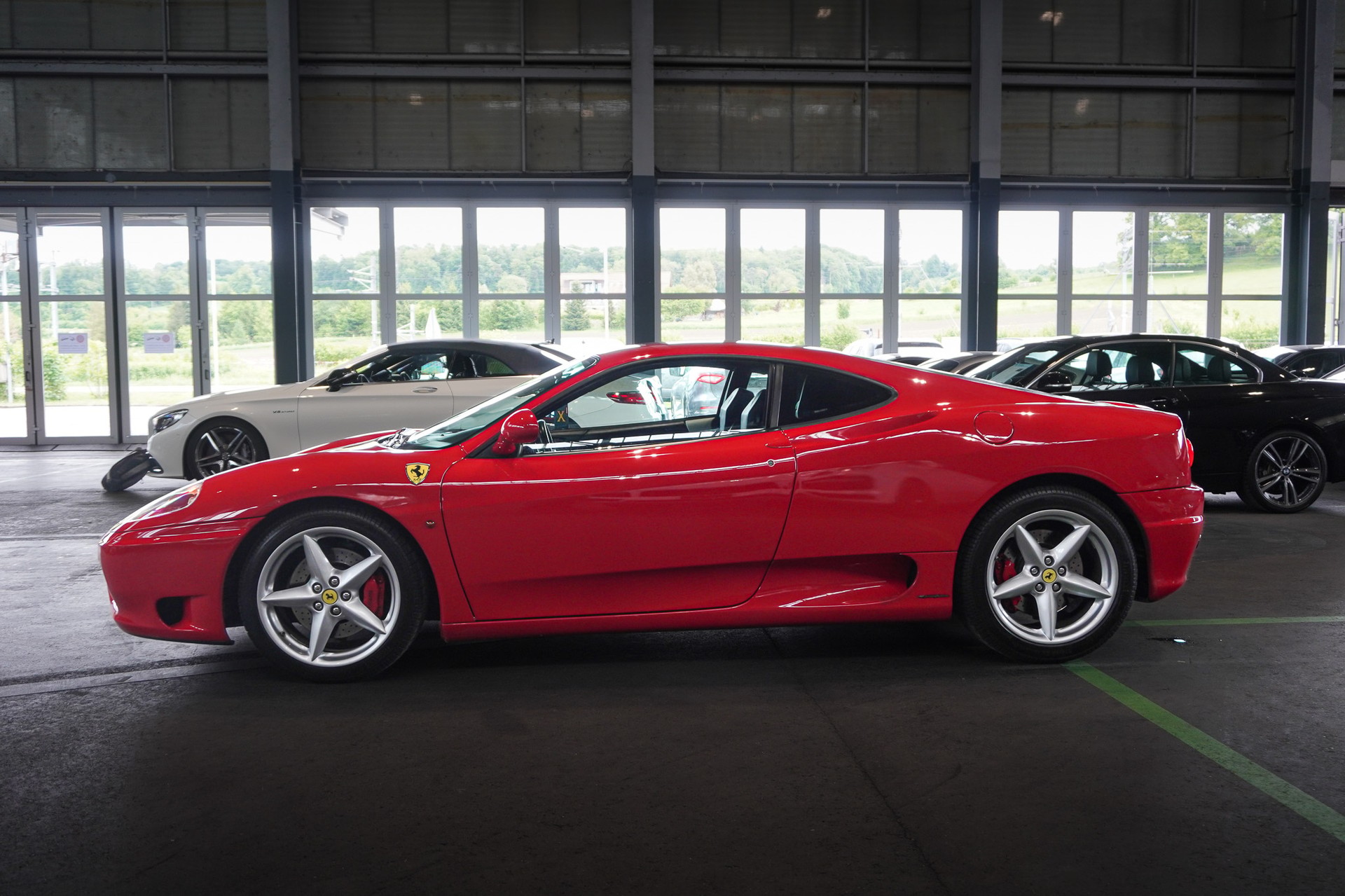 FERRARI F360 Modena Berlinetta-showroom-element-1