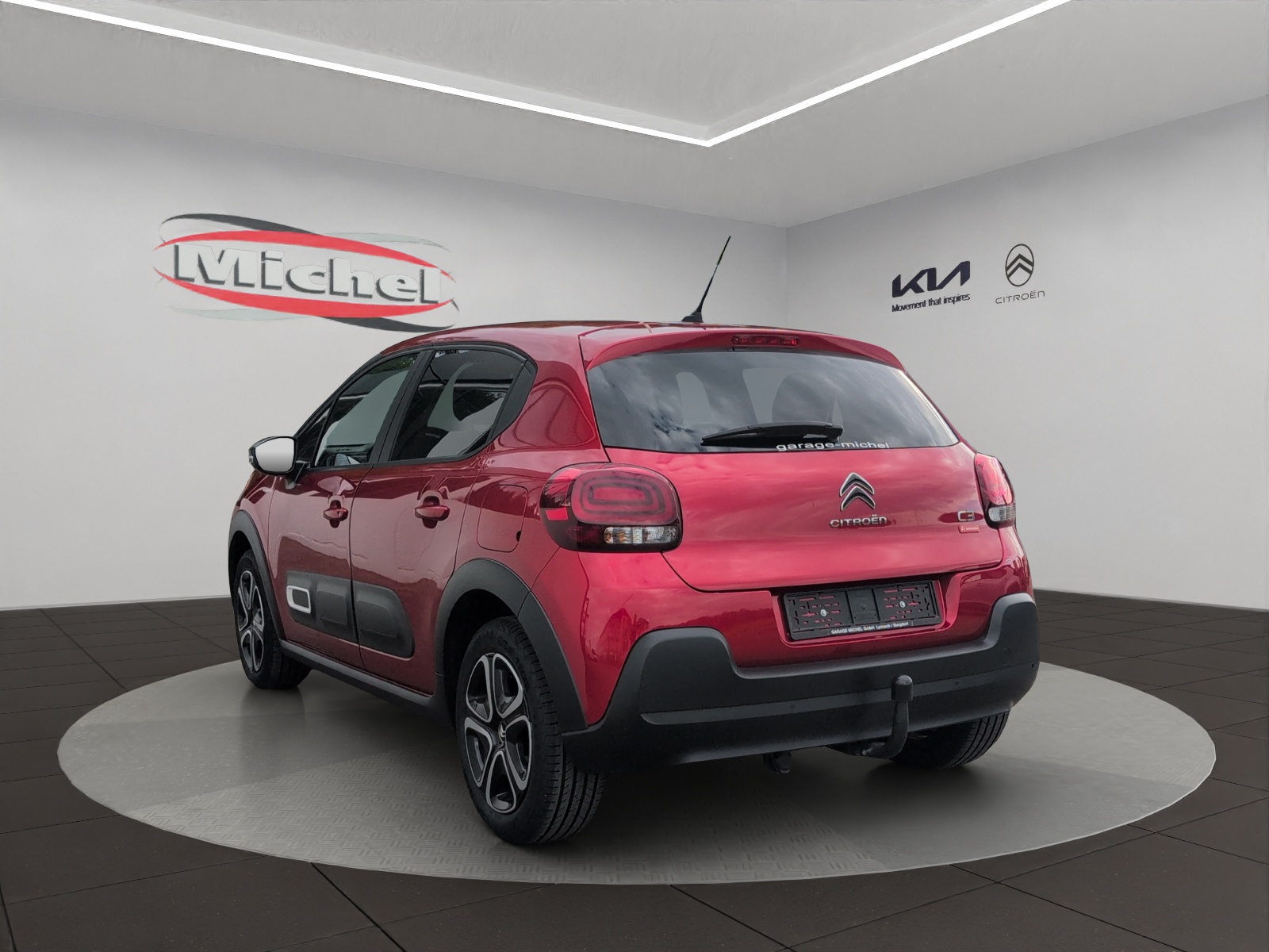CITROEN C3 1.2i PureTech Swiss Edition EAT6 / Anhängerkupplung abnehmbar / Einparkhilfe hinten / Occasion Garantie Premium-image-6