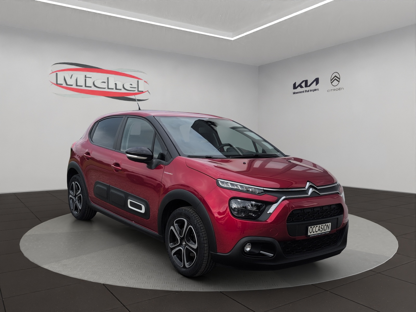 CITROEN C3 1.2i PureTech Swiss Edition EAT6 / Anhängerkupplung abnehmbar / Einparkhilfe hinten / Occasion Garantie Premium-image-2