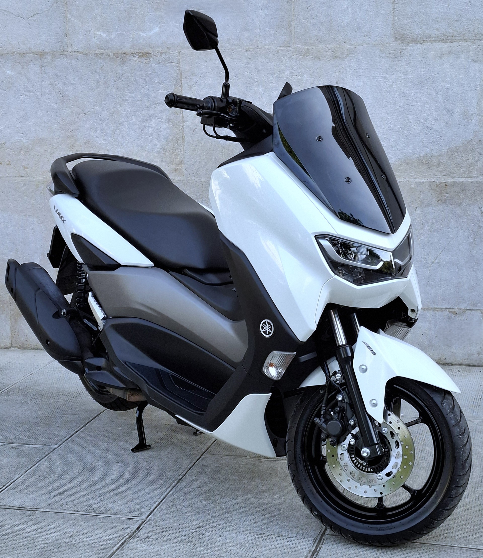 YAMAHA N-Max GPD 125-showroom-element-1