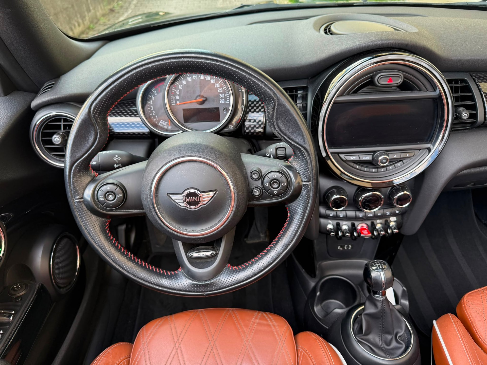 MINI Cooper S Cabriolet-image-13