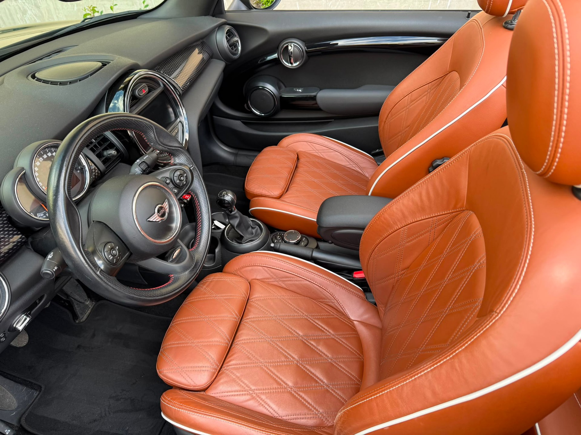 MINI Cooper S Cabriolet-image-11