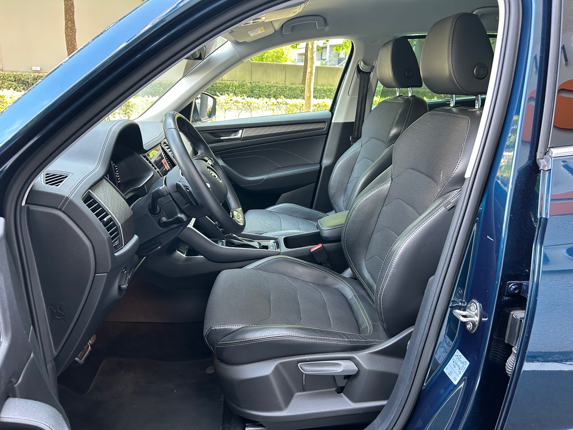 SKODA Kodiaq 2.0 TSI 4x4 Style-image-8
