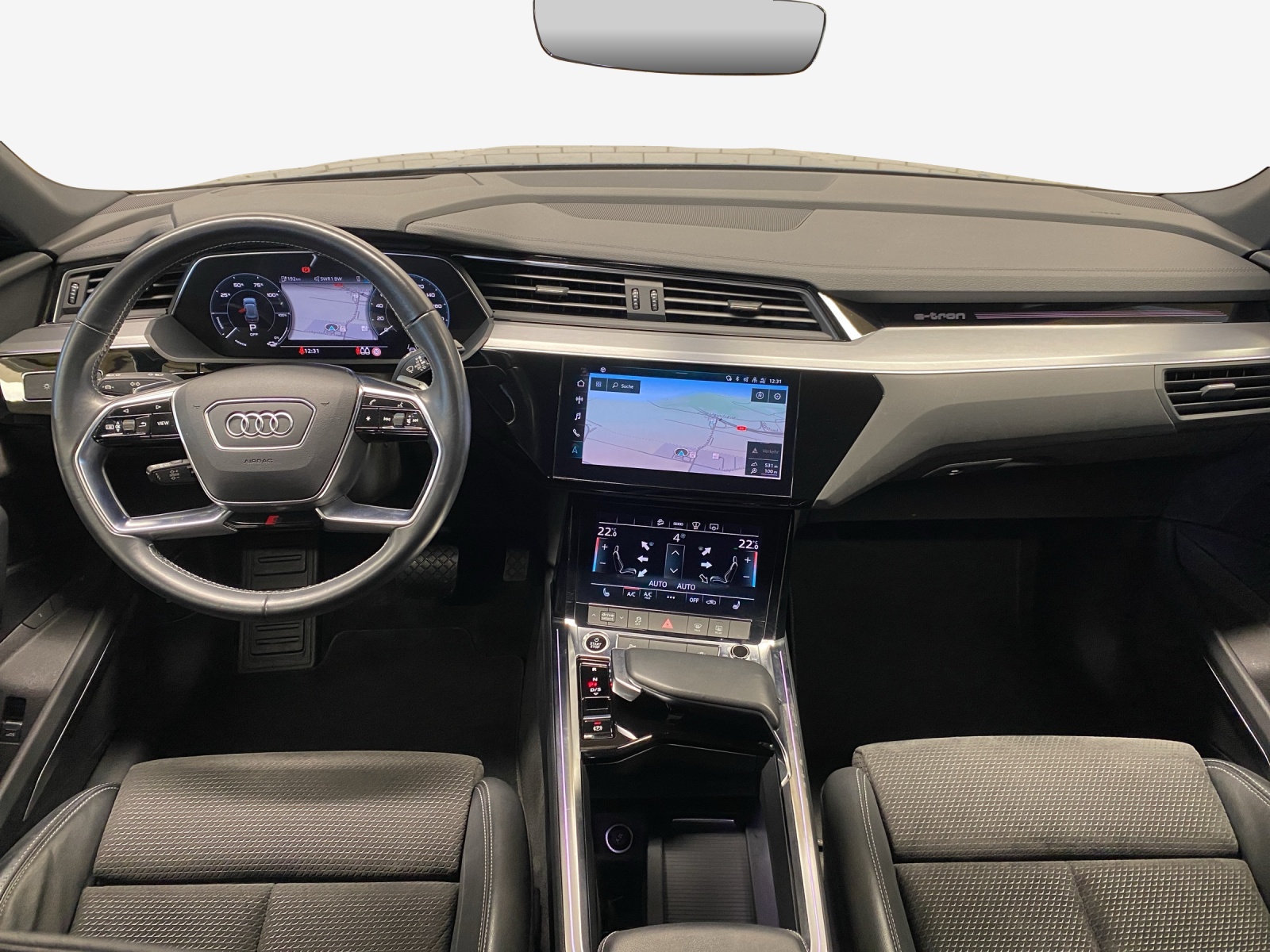 AUDI e-tron 55 Advanced quattro-image-8