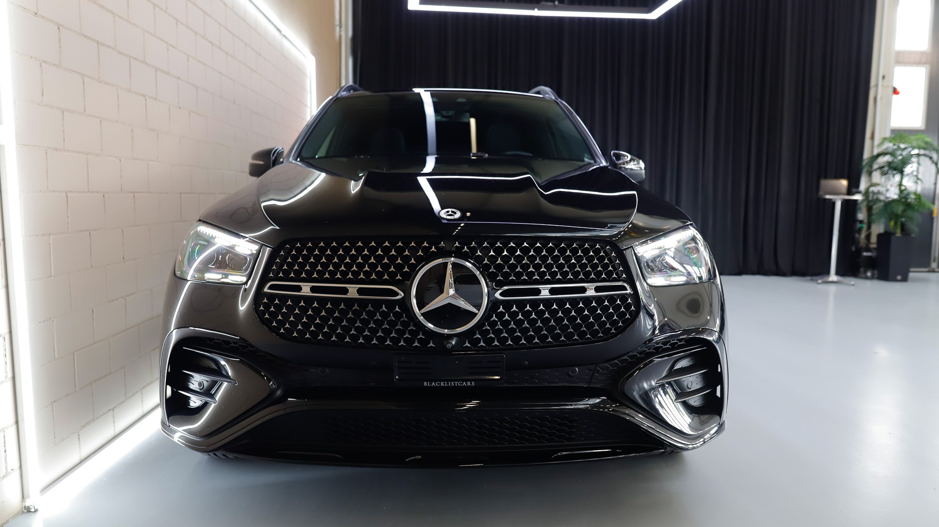 MERCEDES-BENZ GLE 450 d 4Matic 9G-Tronic *FACELIFT*-image-2