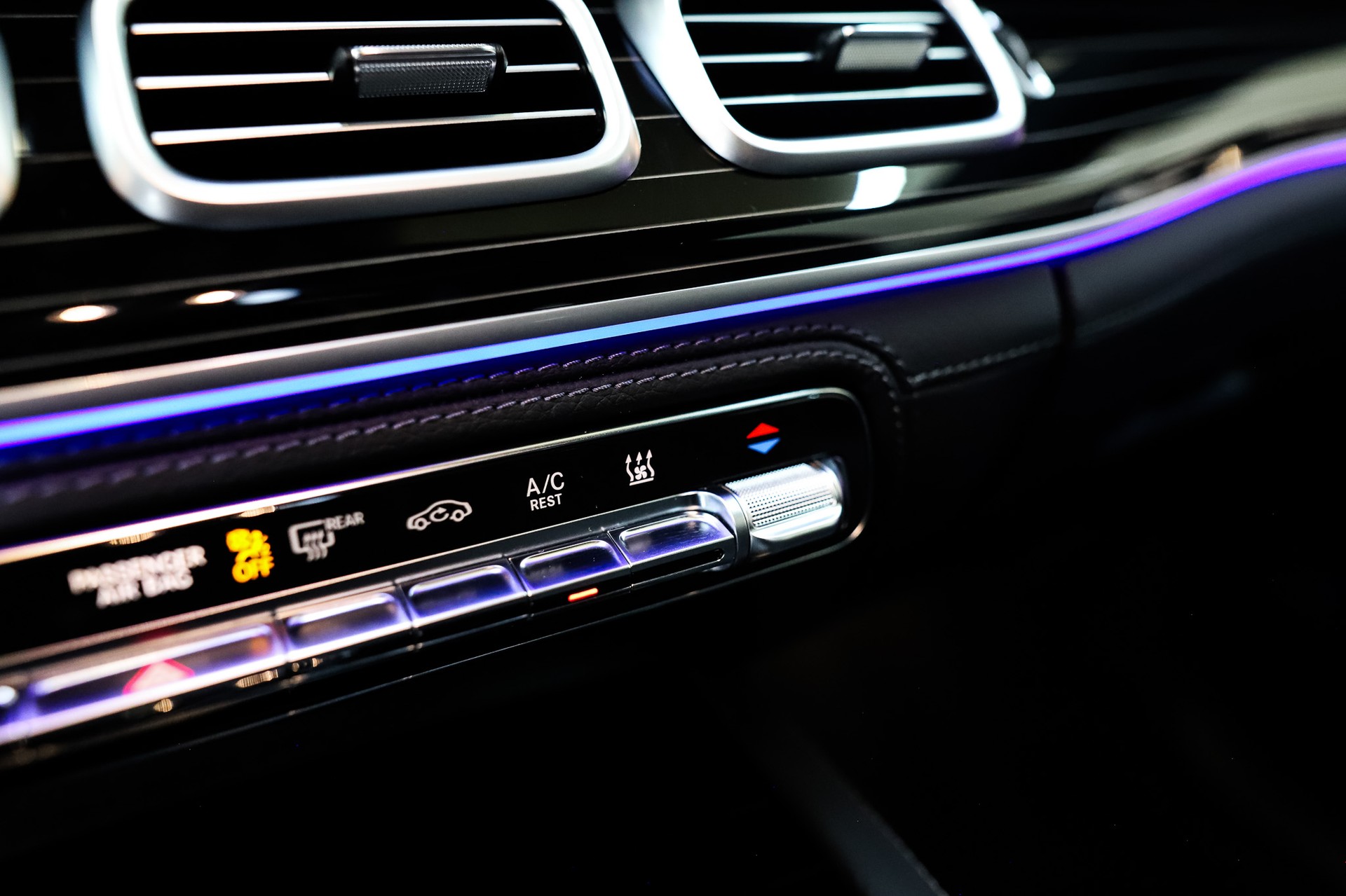 MERCEDES-BENZ GLE 450 d 4Matic 9G-Tronic *FACELIFT*-image-15
