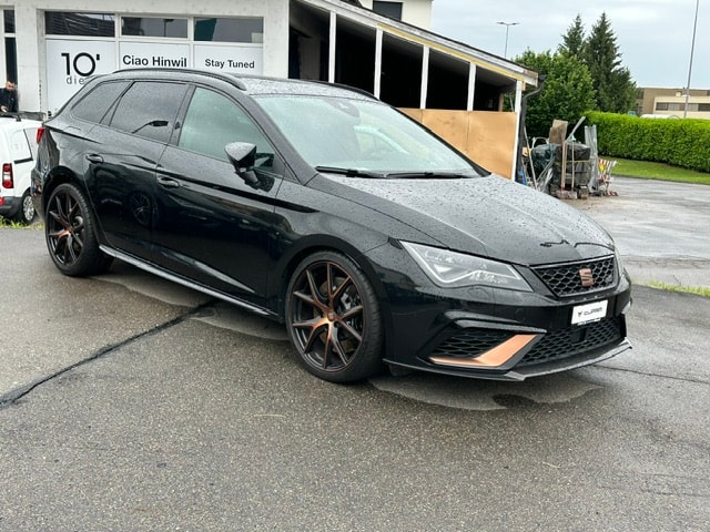 SEAT Leon ST 2.0TSI Cupra R 300 4 Drive DSG-image-0
