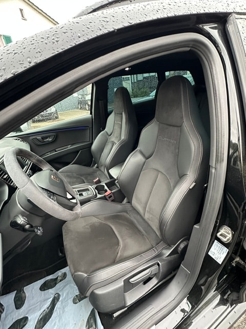 SEAT Leon ST 2.0TSI Cupra R 300 4 Drive DSG-image-4