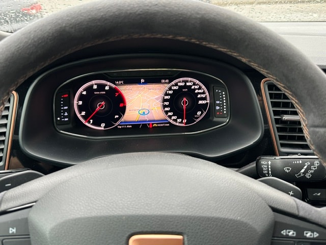SEAT Leon ST 2.0TSI Cupra R 300 4 Drive DSG-image-9