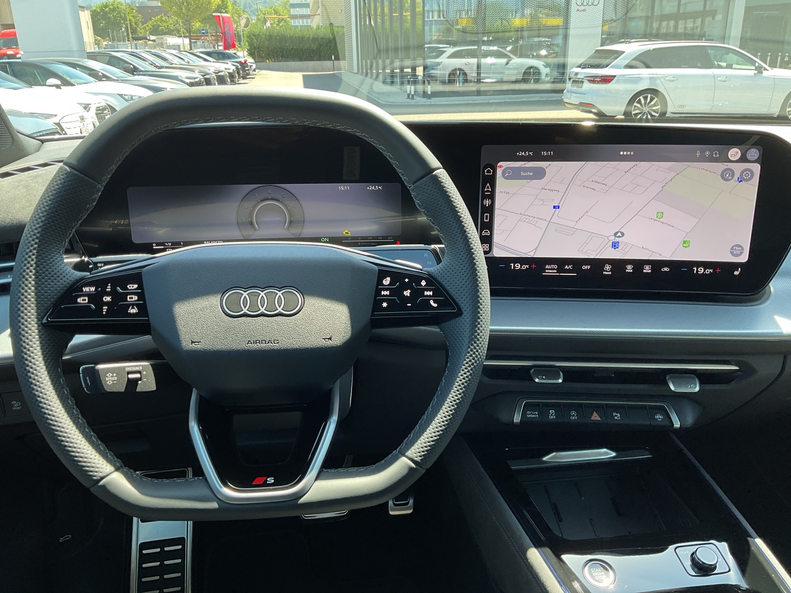 AUDI Q3 SUV TFSI quattro 195 kW S tronic-image-15