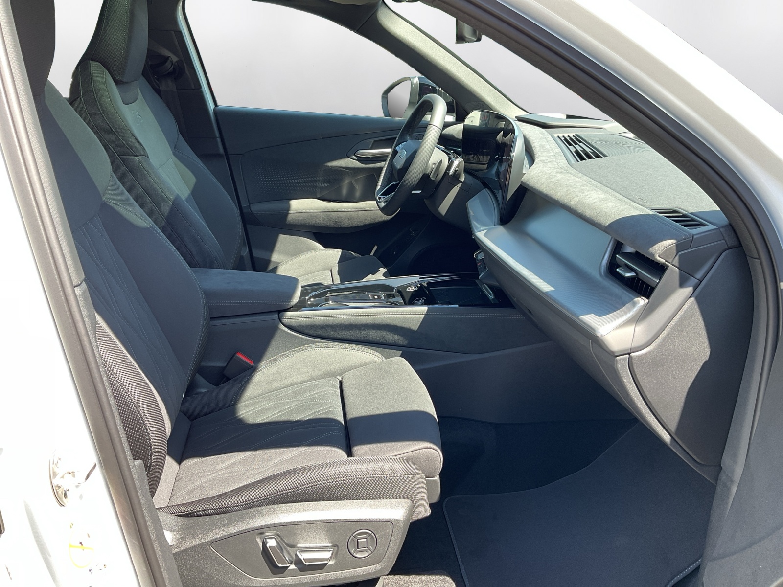AUDI Q3 SUV TFSI quattro 195 kW S tronic-image-13