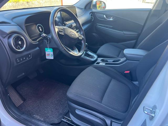 HYUNDAI Kona 1.6 GDi Hybrid Amplia-image-1