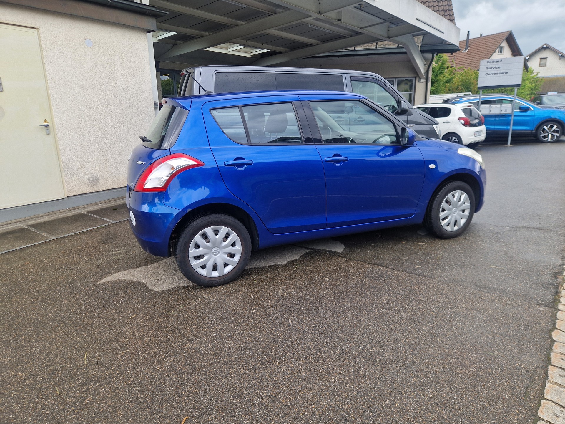 SUZUKI Swift 1.2i 16V GL 4x4-image-1