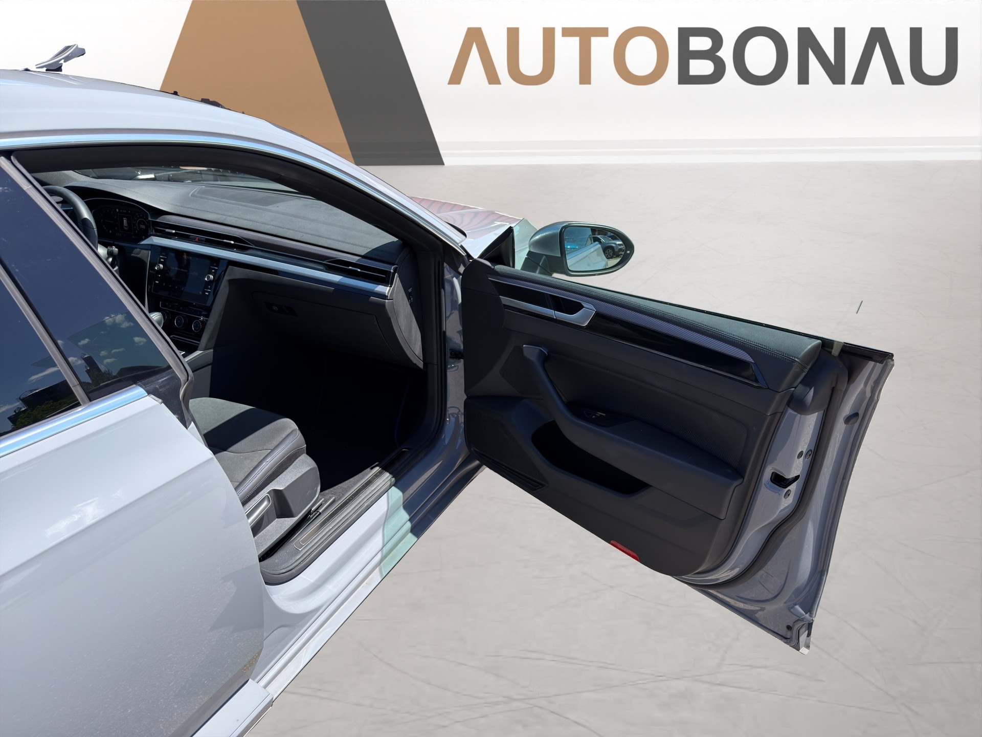VW Arteon Shooting Brake 2.0 TSI R DSG 4m Schiebedach-image-13