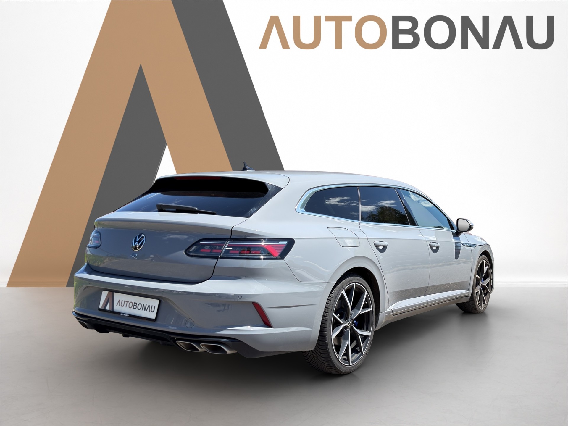 VW Arteon Shooting Brake 2.0 TSI R DSG 4m Schiebedach-image-4
