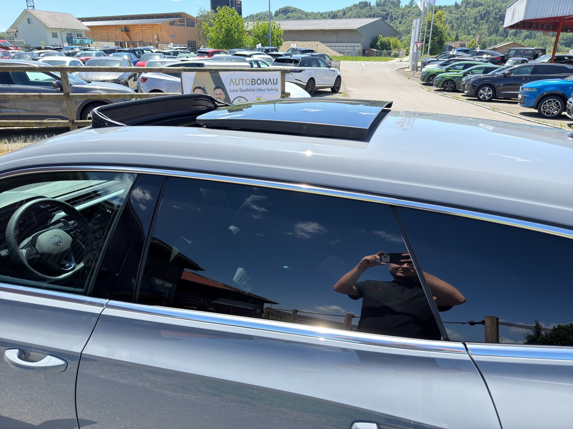 VW Arteon Shooting Brake 2.0 TSI R DSG 4m Schiebedach-image-29