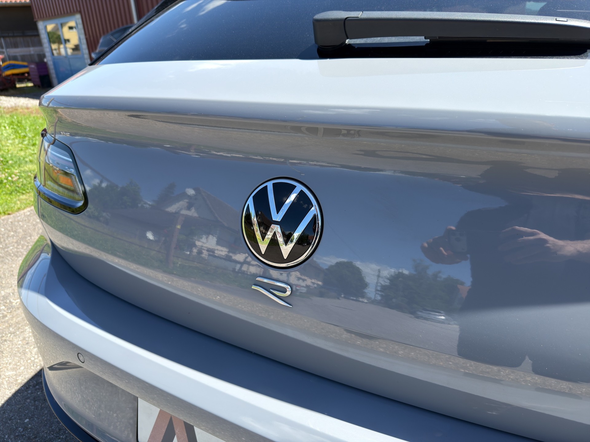 VW Arteon Shooting Brake 2.0 TSI R DSG 4m Schiebedach-image-31