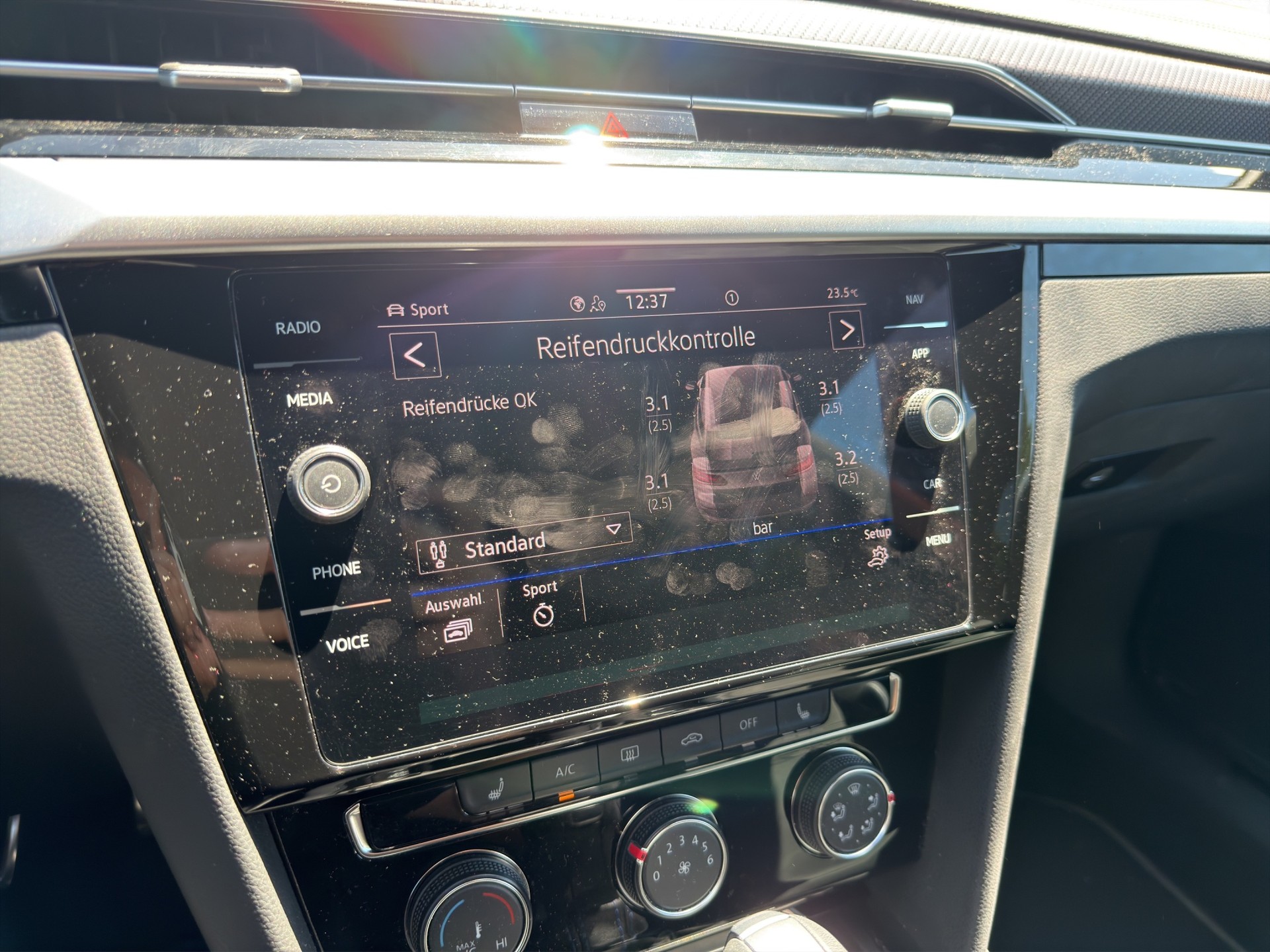 VW Arteon Shooting Brake 2.0 TSI R DSG 4m Schiebedach-image-21