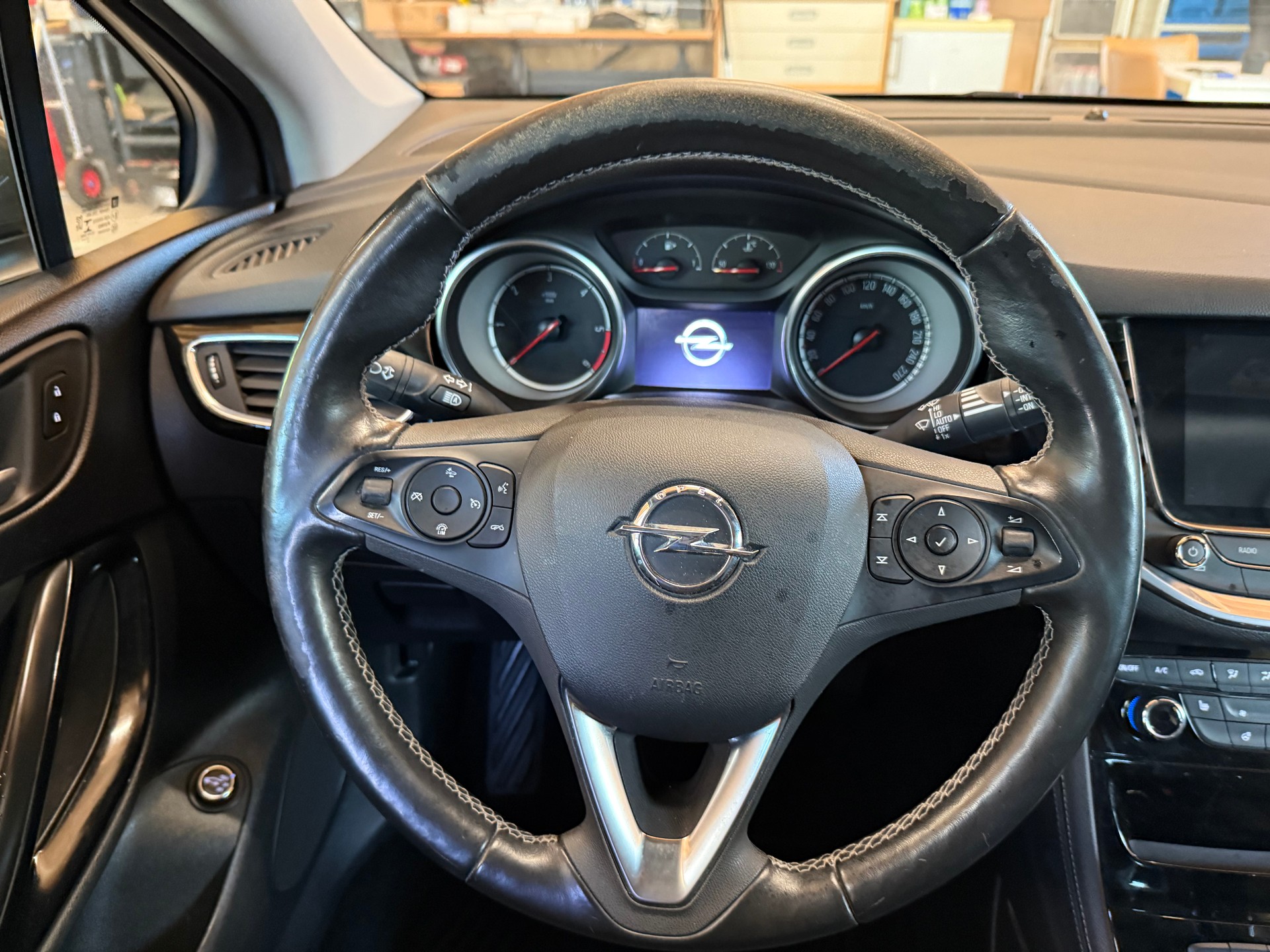 OPEL Astra Sports Tourer 1.6 CDTi ecoF Excellence Autom-image-9