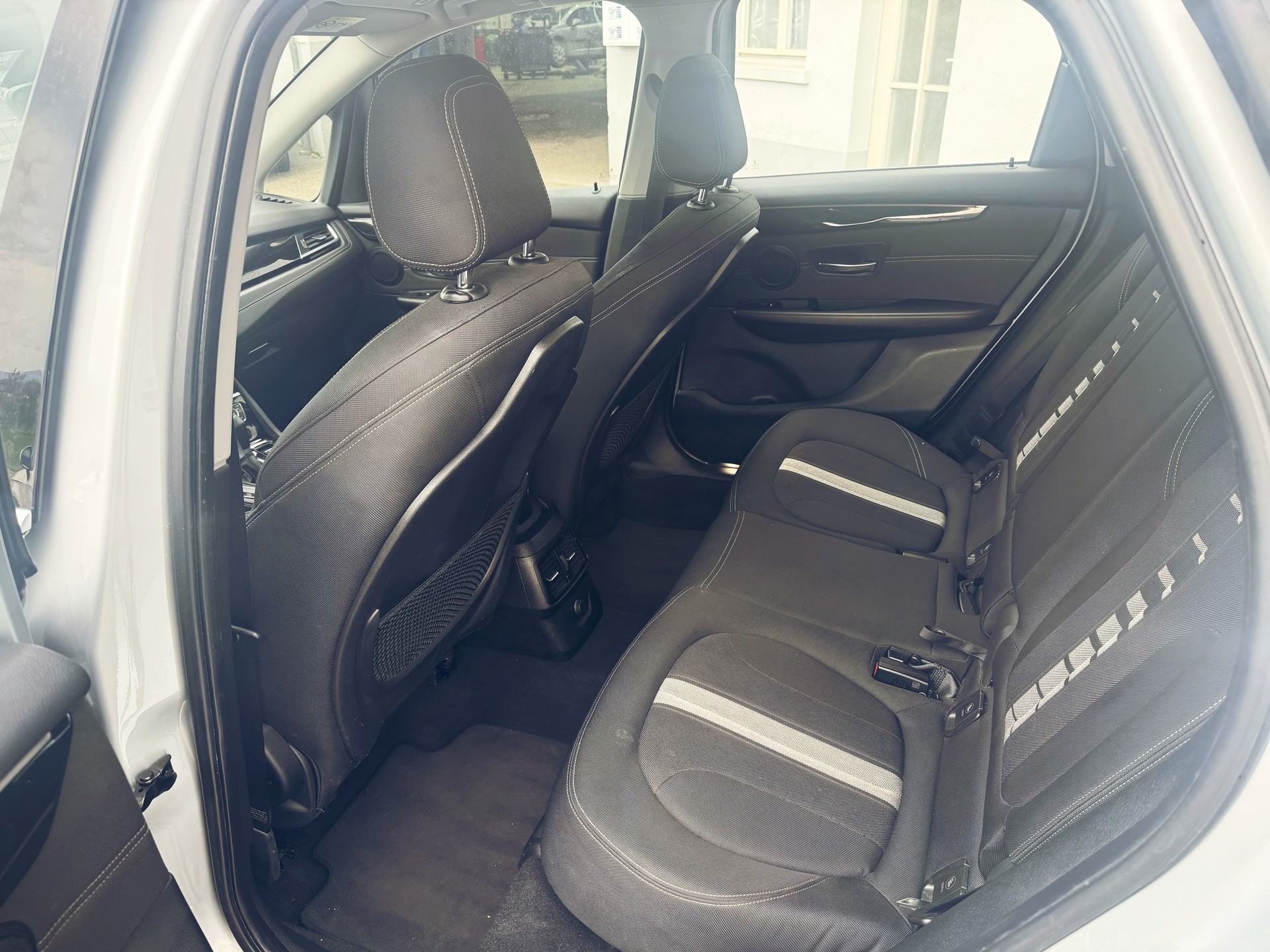 BMW 218i Active Tourer Sport Line Steptronic-image-11