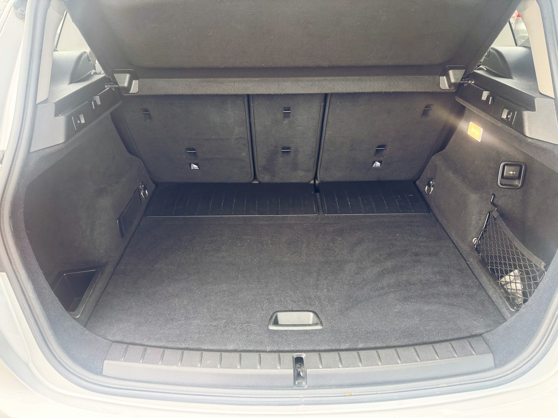 BMW 218i Active Tourer Sport Line Steptronic-image-12