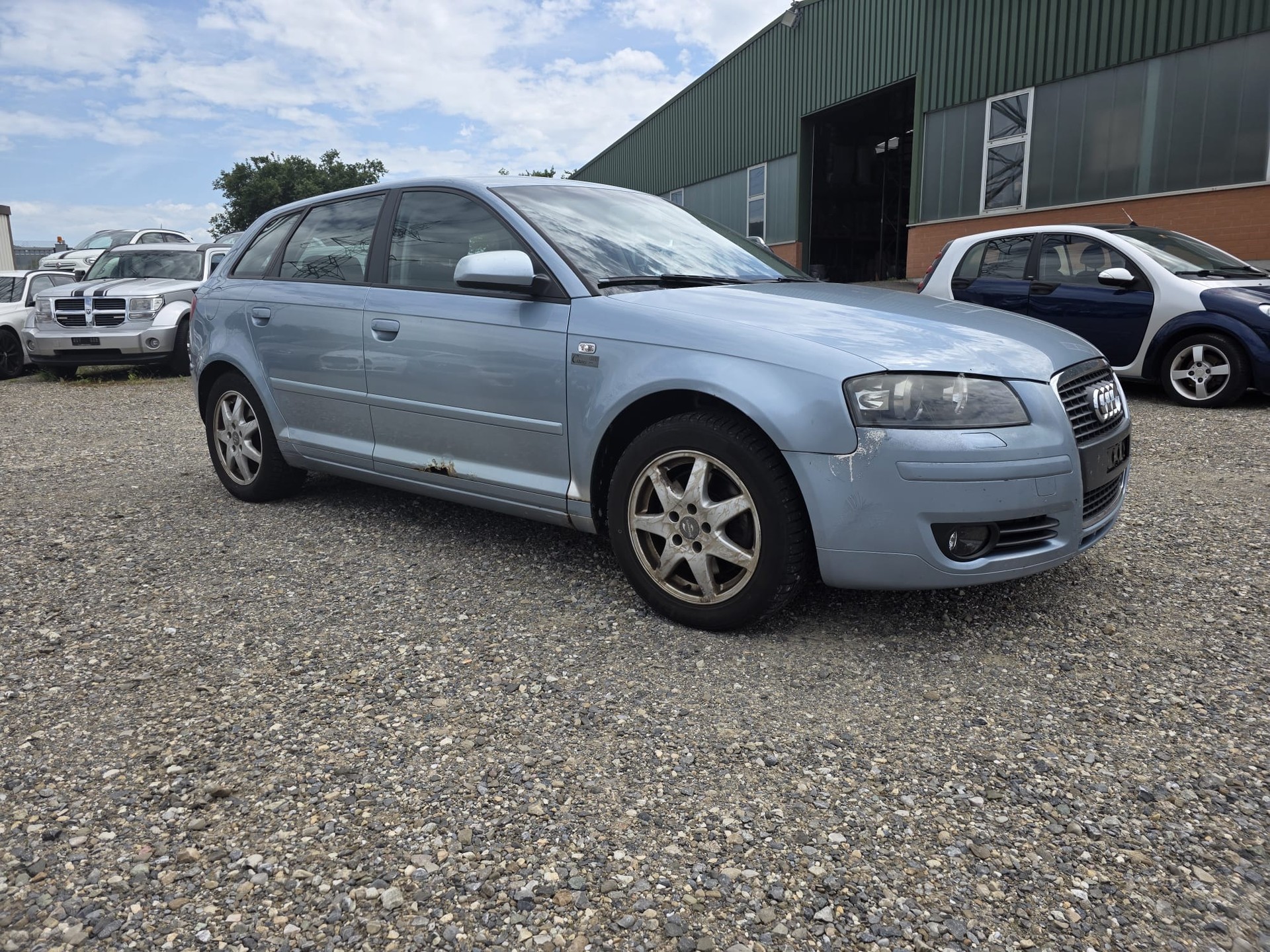 AUDI A3 Sportback 2.0 Turbo FSI Ambition S-tronic-image-2