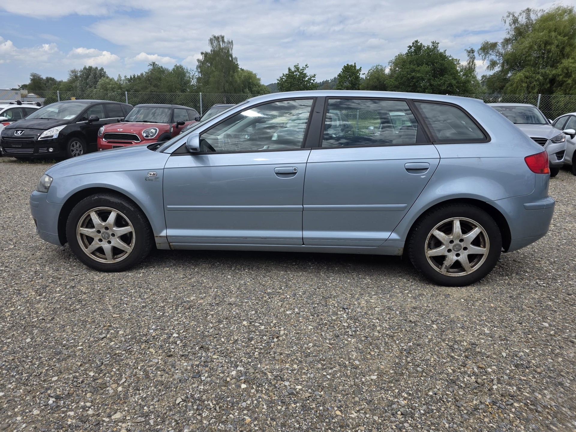 AUDI A3 Sportback 2.0 Turbo FSI Ambition S-tronic-image-7