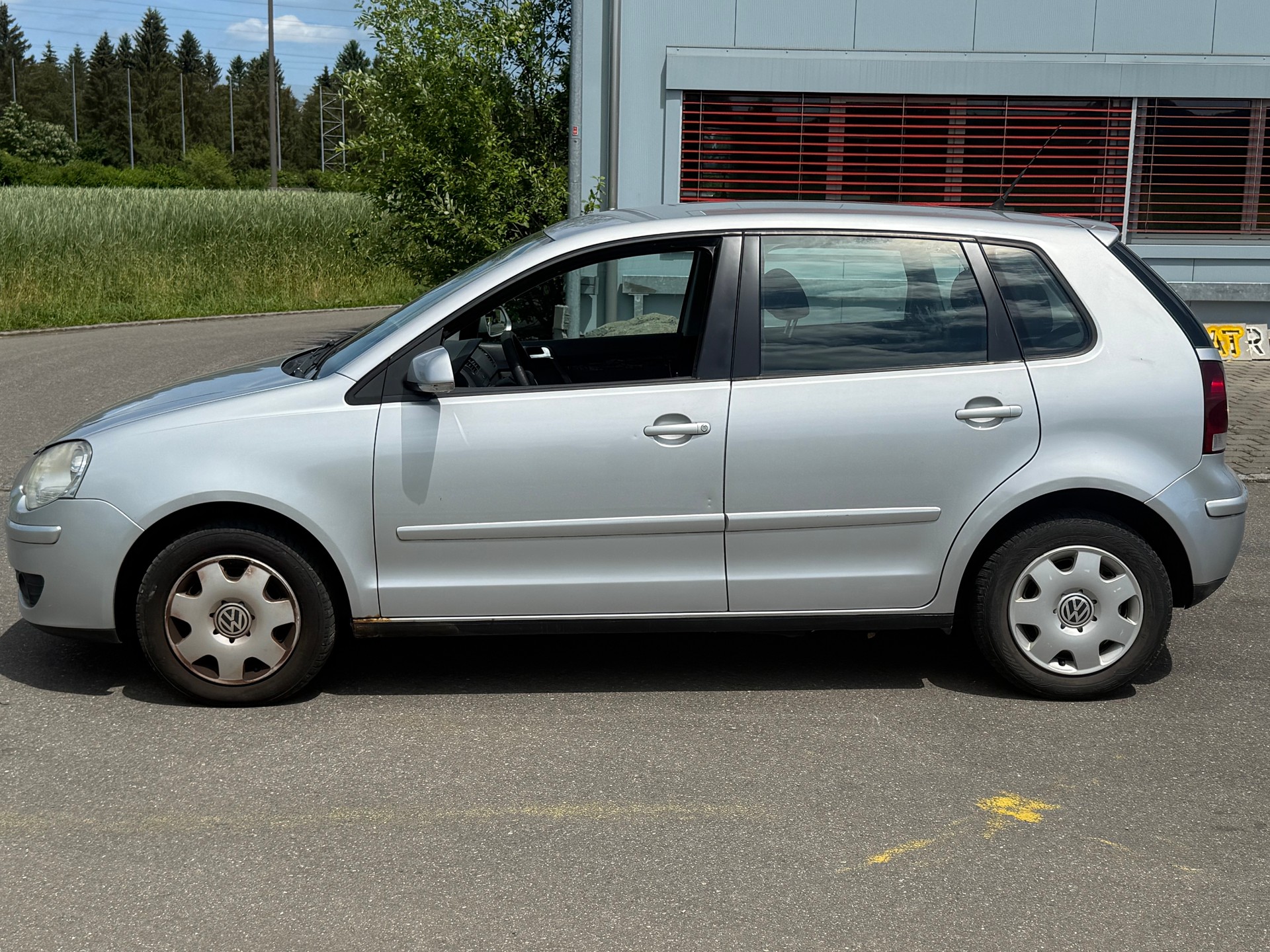 VW Polo 1.4 16V Young&Fresh-image-1