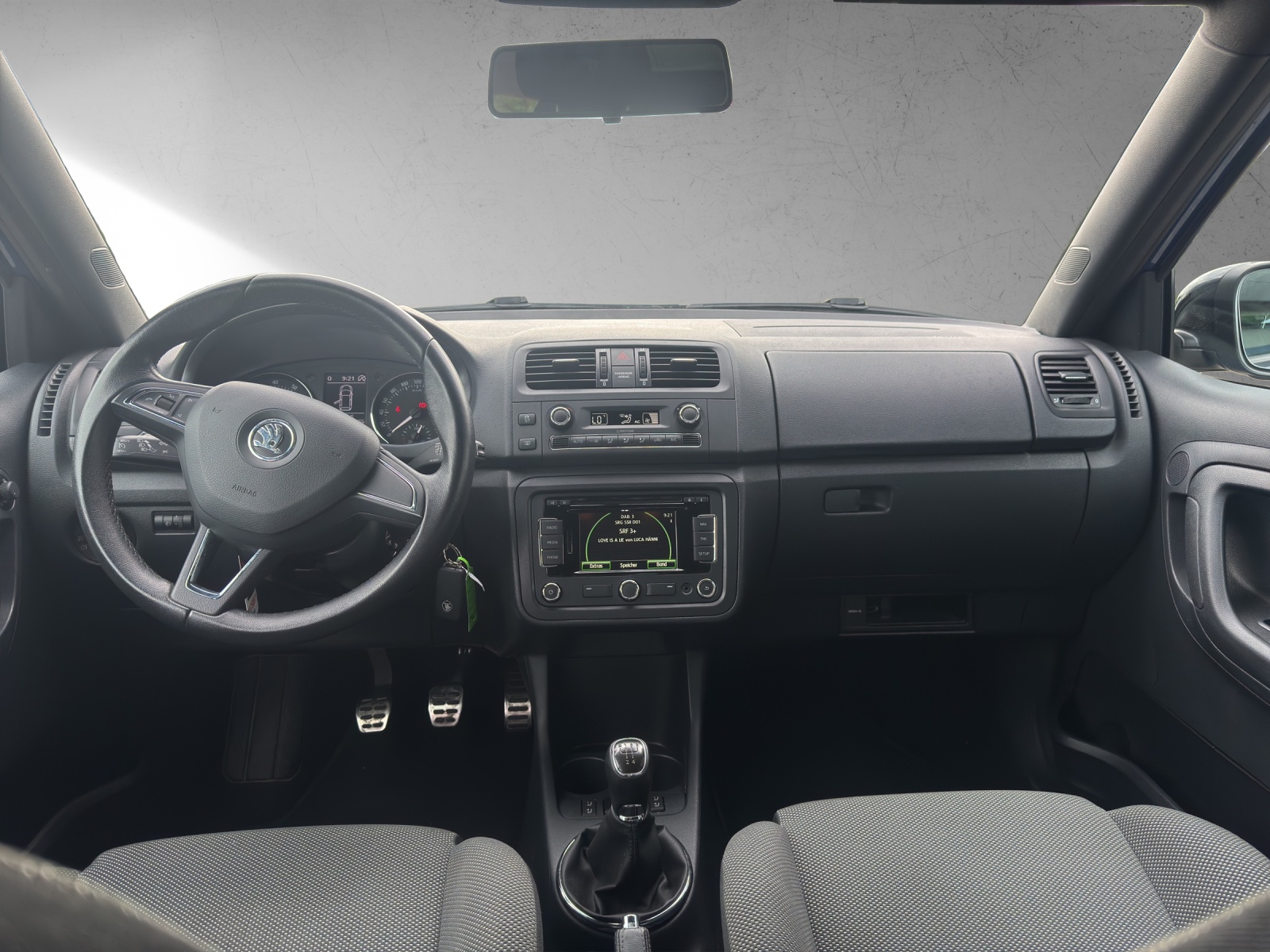 SKODA Fabia 1.2 TSI Monte Carlo-image-9