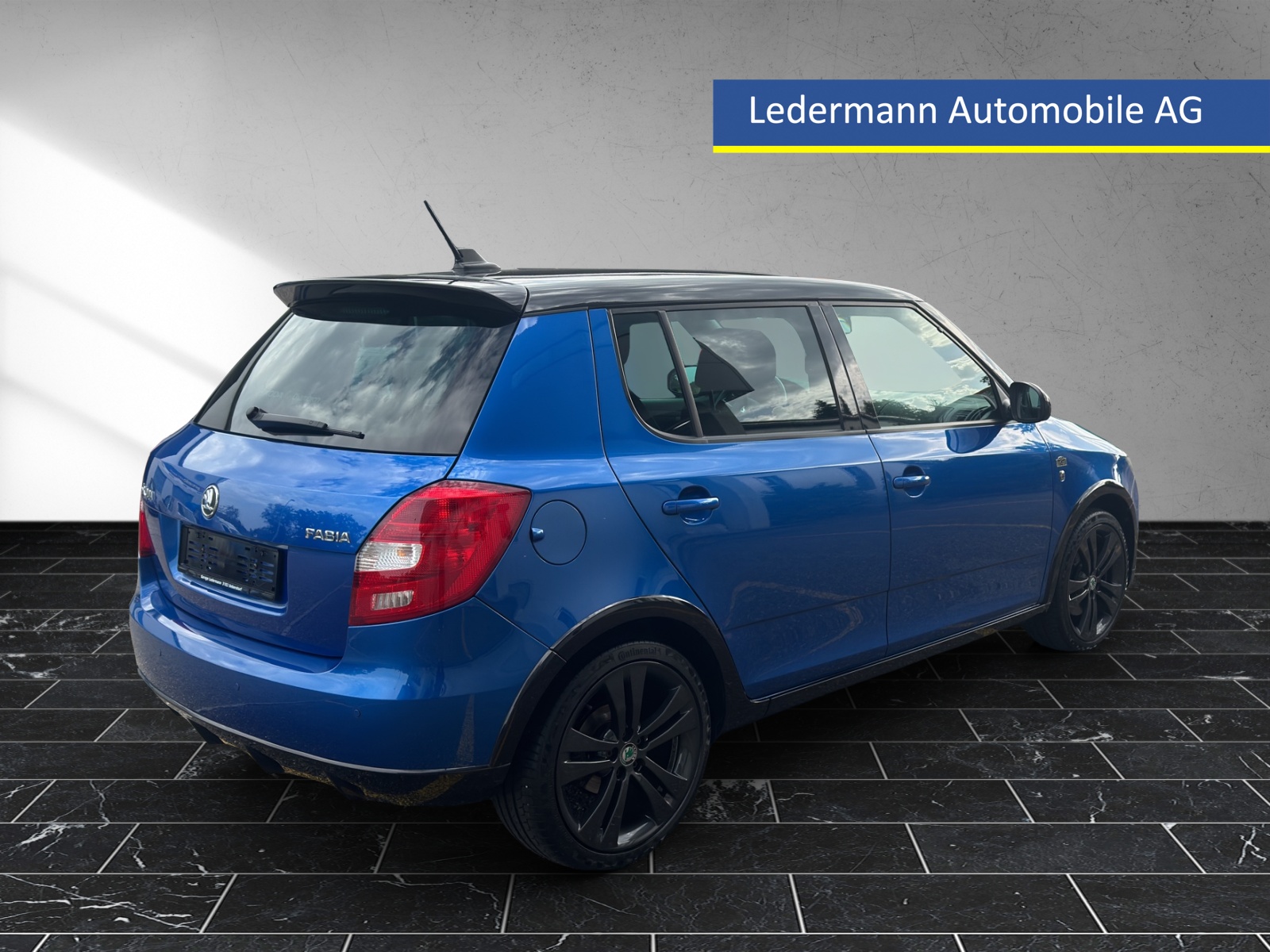 SKODA Fabia 1.2 TSI Monte Carlo-image-4