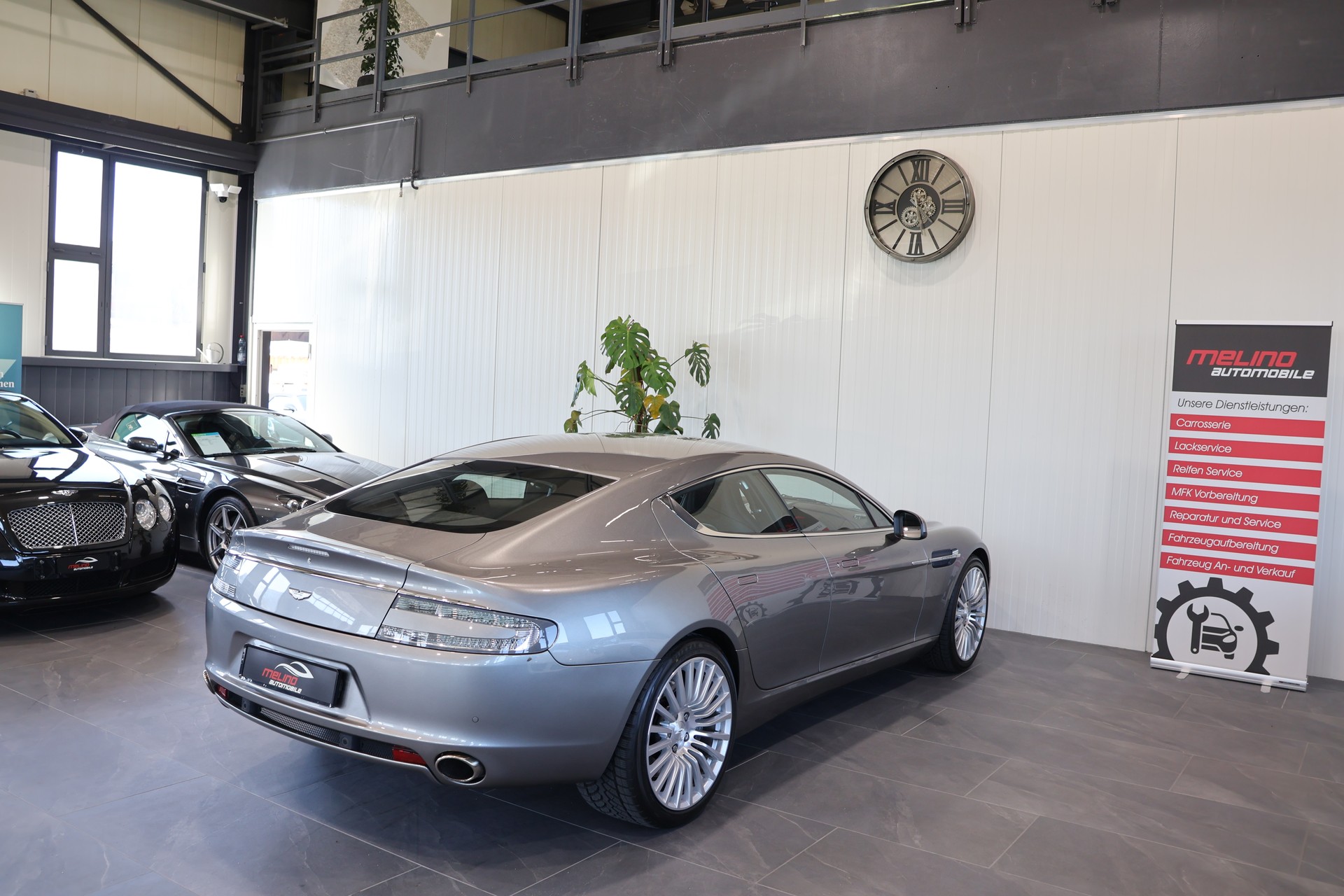 ASTON MARTIN Rapide 5.9 V12 Touchtronic 2-image-9