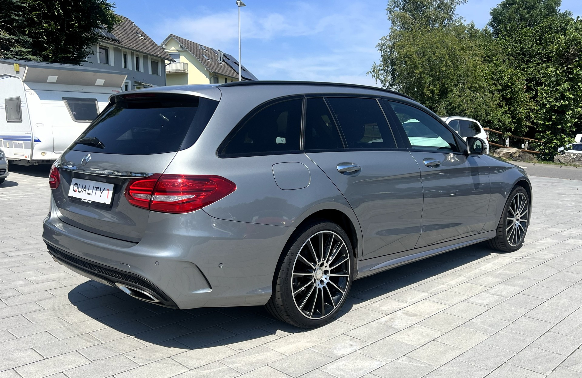 MERCEDES-BENZ C 400 AMG Line 4Matic 7G-Tronic-image-4