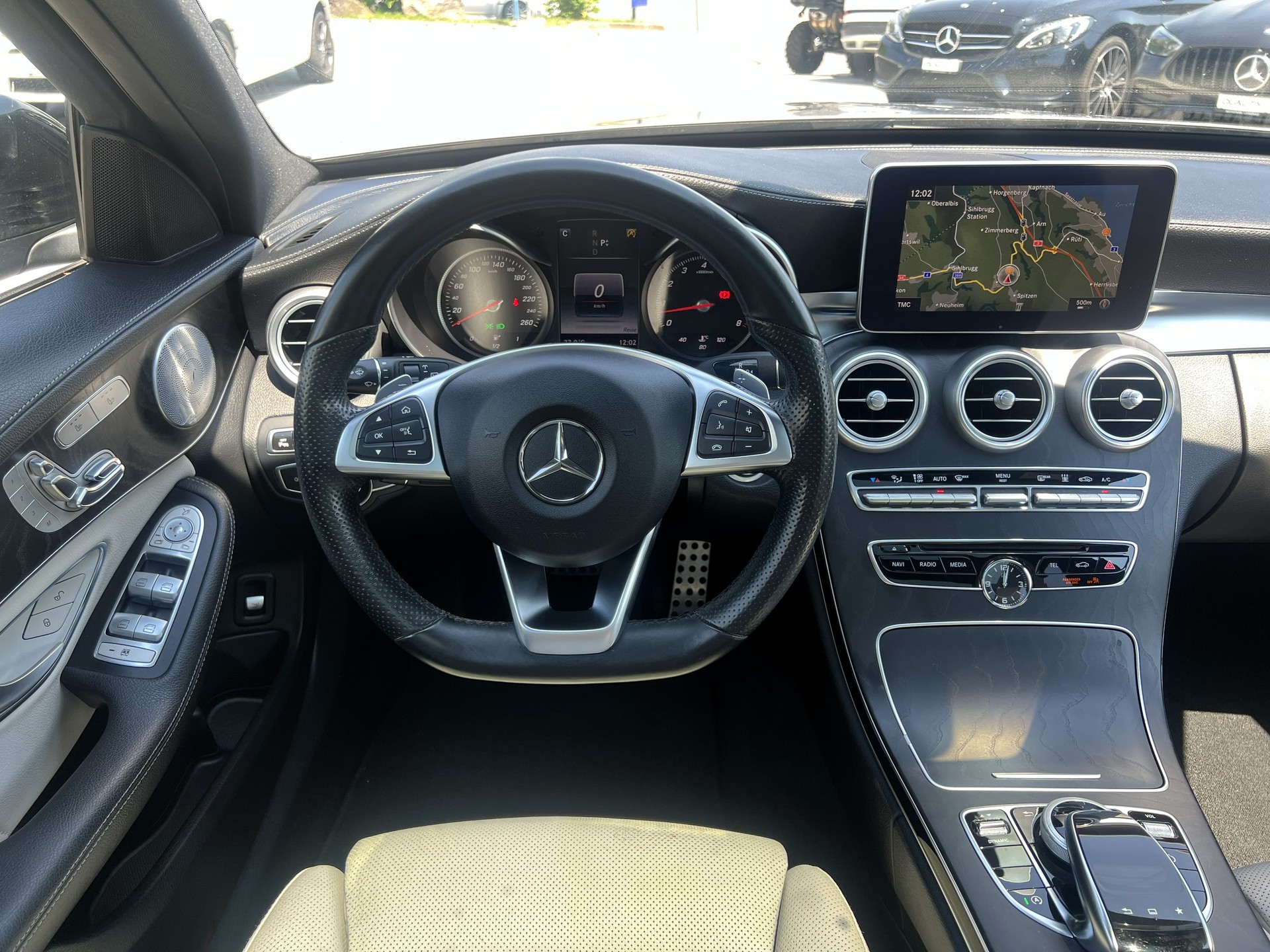 MERCEDES-BENZ C 400 AMG Line 4Matic 7G-Tronic-image-25