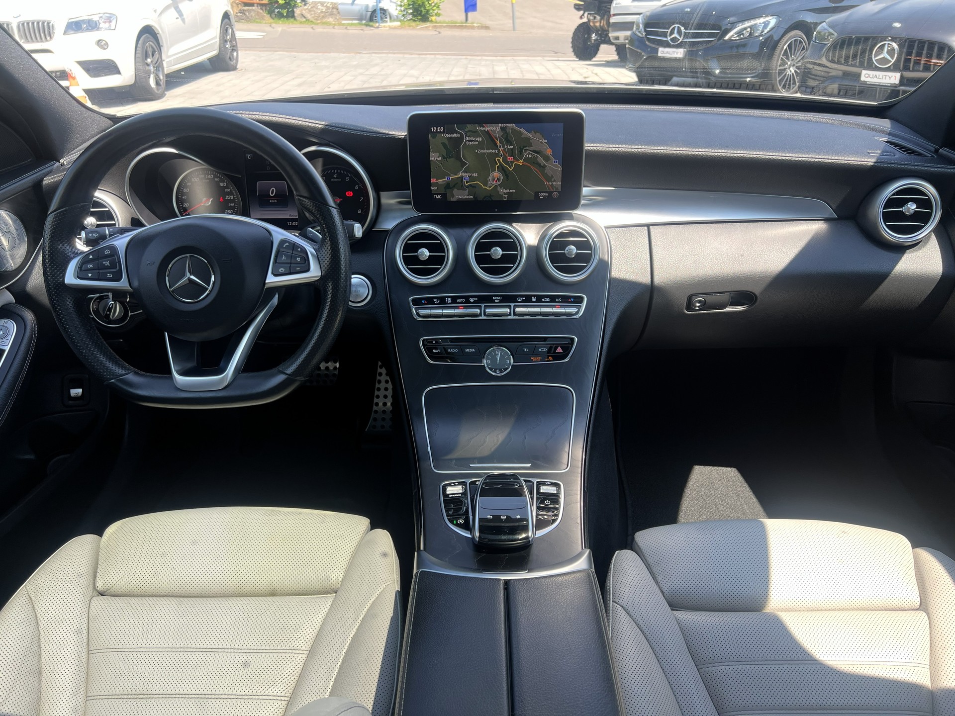 MERCEDES-BENZ C 400 AMG Line 4Matic 7G-Tronic-image-26