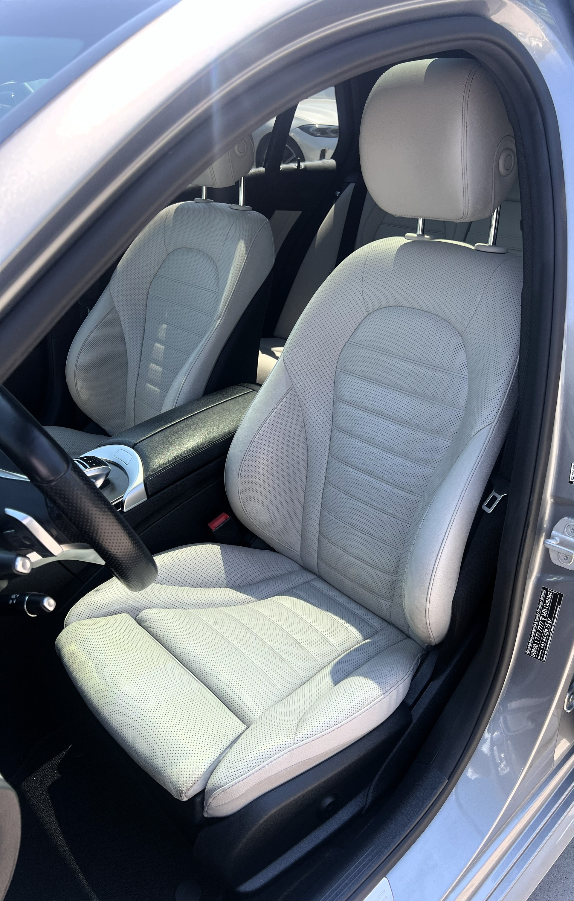 MERCEDES-BENZ C 400 AMG Line 4Matic 7G-Tronic-image-16