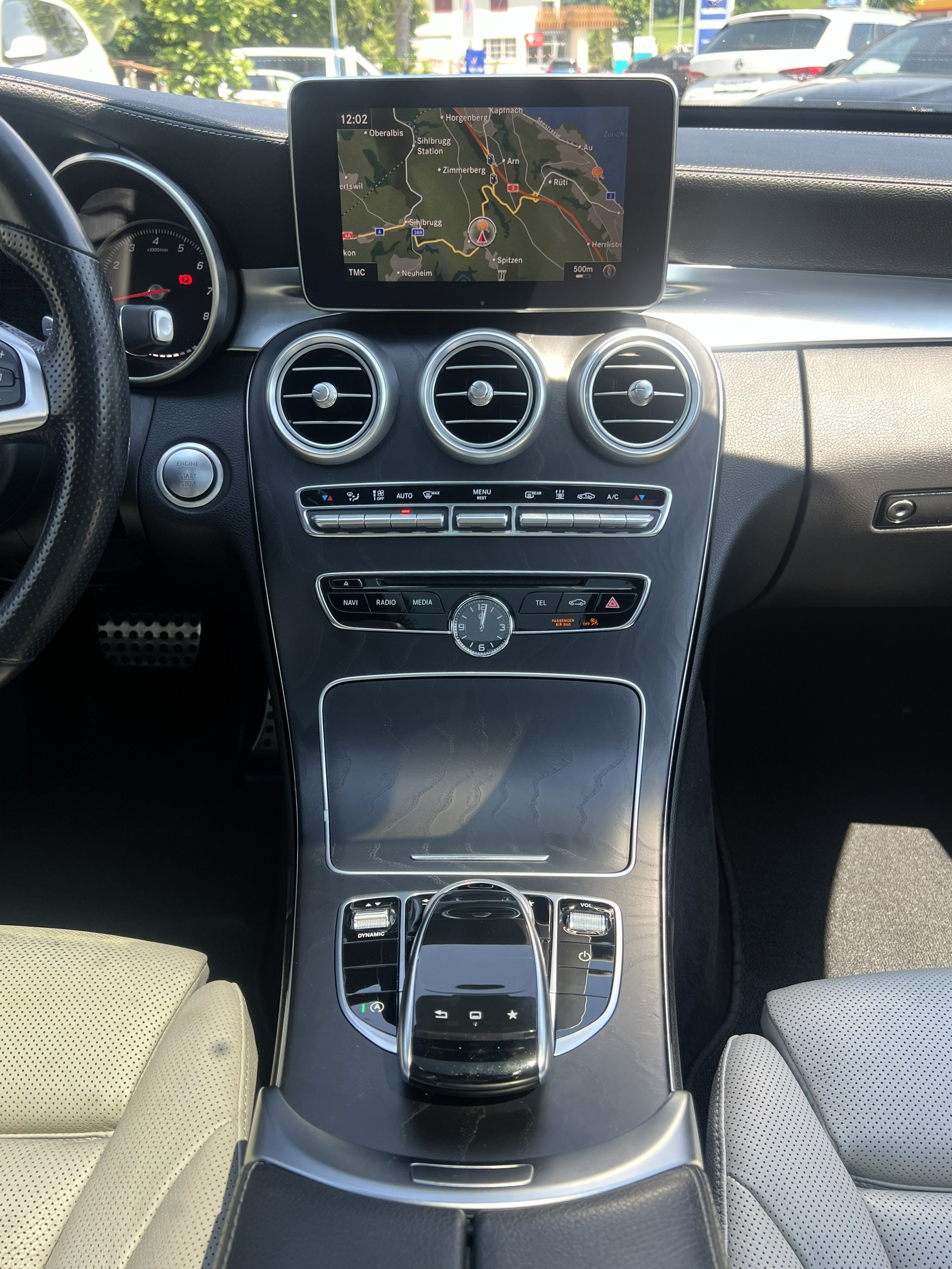 MERCEDES-BENZ C 400 AMG Line 4Matic 7G-Tronic-image-23