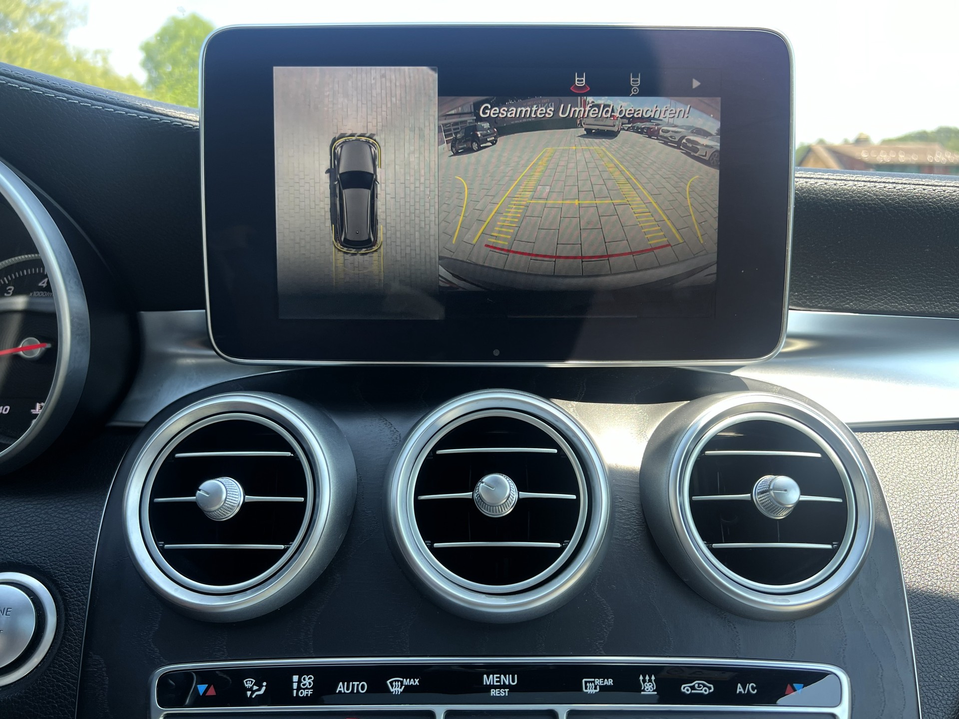MERCEDES-BENZ C 400 AMG Line 4Matic 7G-Tronic-image-22