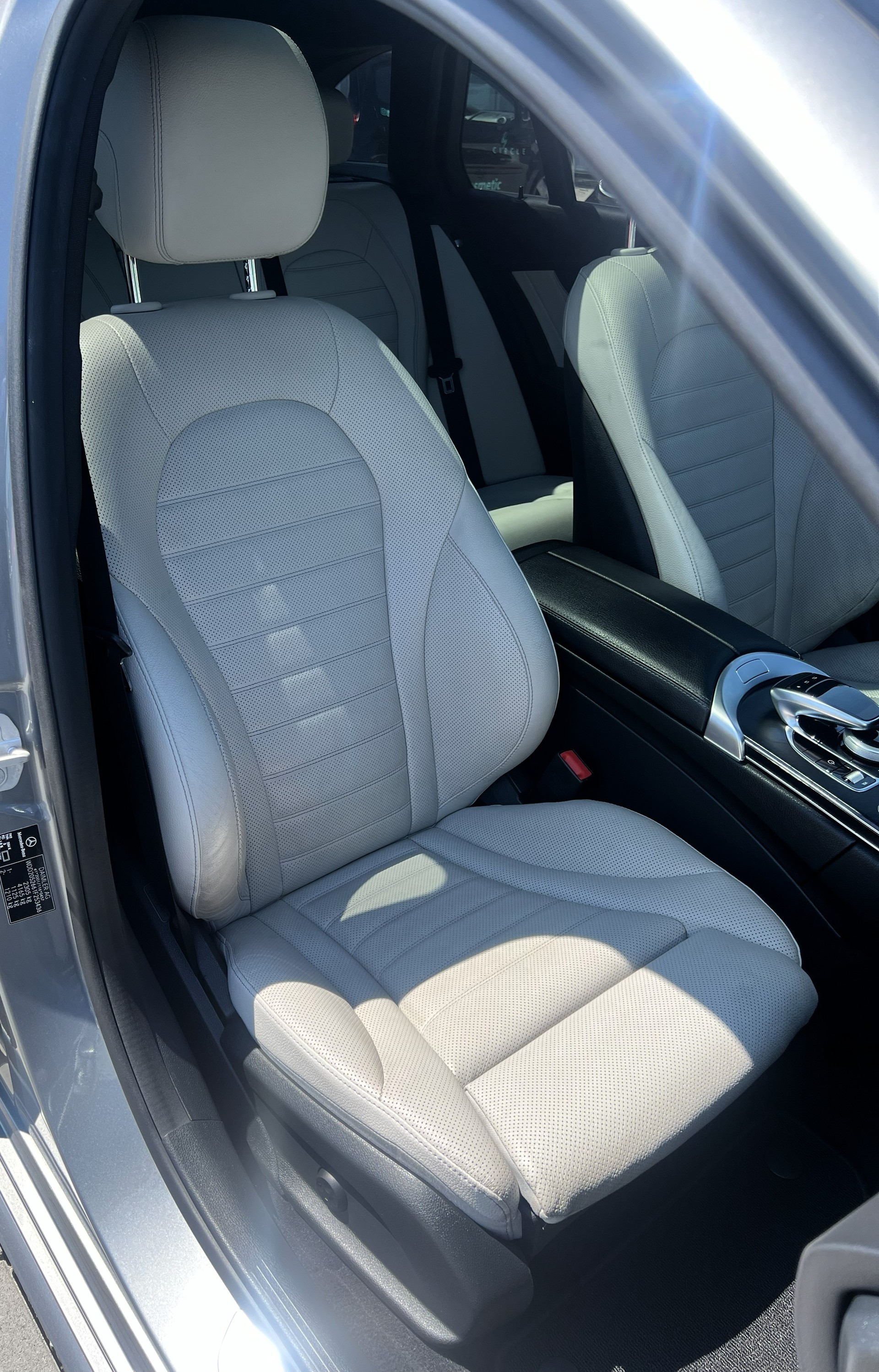 MERCEDES-BENZ C 400 AMG Line 4Matic 7G-Tronic-image-15