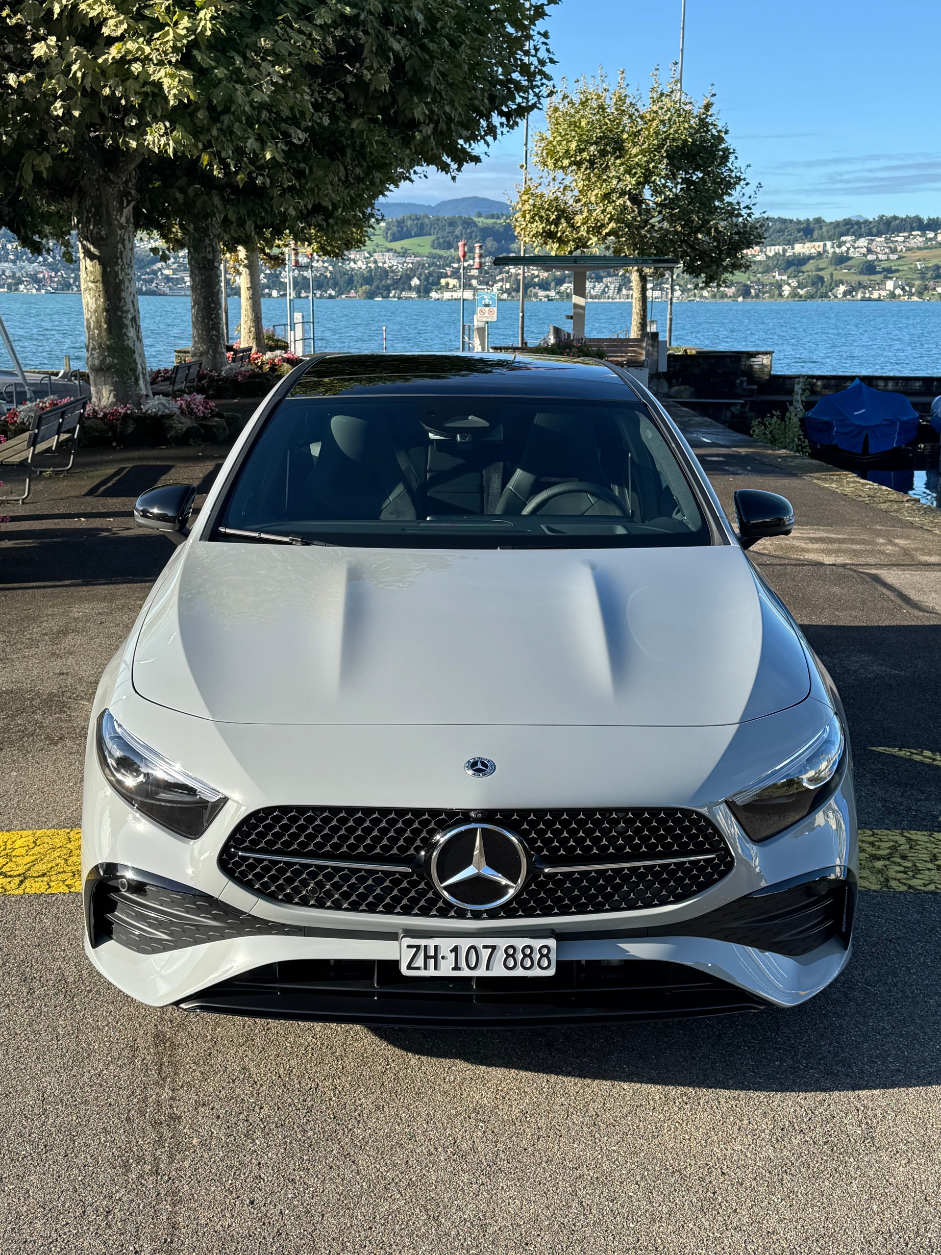 MERCEDES-BENZ A 200 Night Star AMG Line-image-9