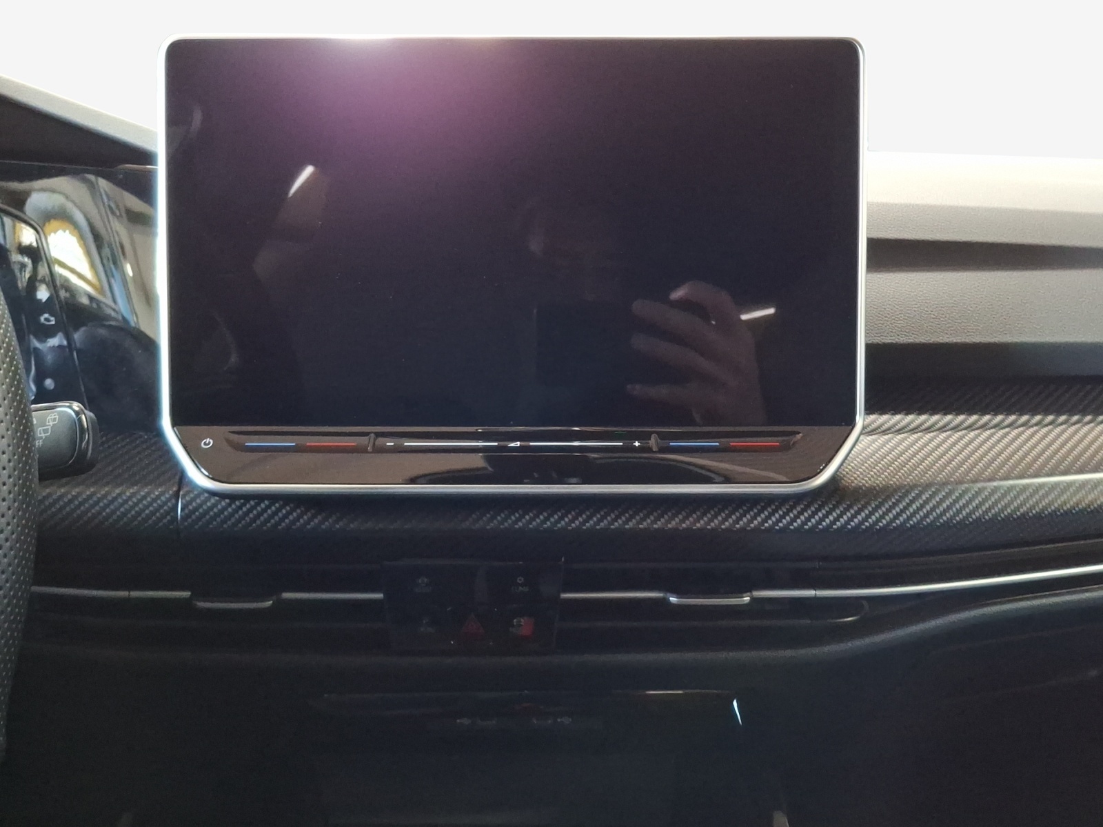 VW Golf 2.0 TSI R DSG 4 Motion-image-10