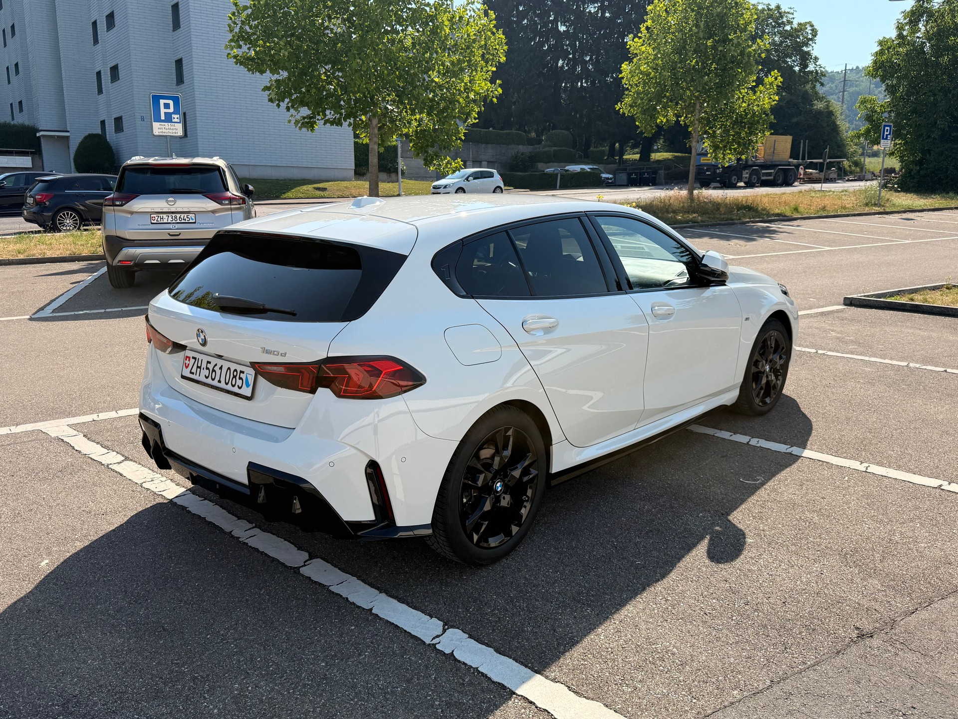BMW 120d M Sport Steptronic *Neues Modell* **AB MFK/Service**-image-5
