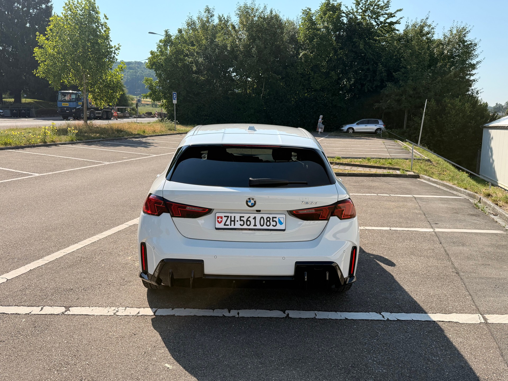 BMW 120d M Sport Steptronic *Neues Modell* **AB MFK/Service**-image-6
