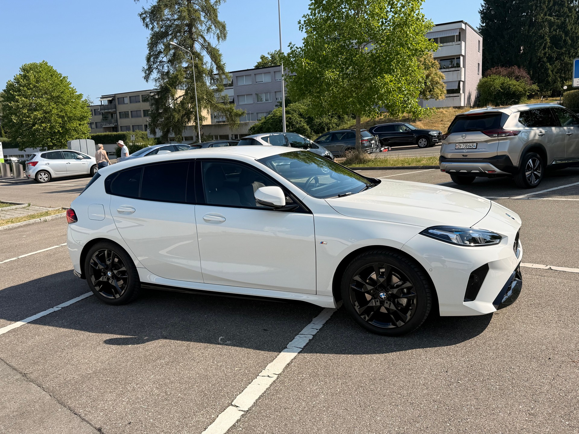 BMW 120d M Sport Steptronic *Neues Modell* **AB MFK/Service**-image-4