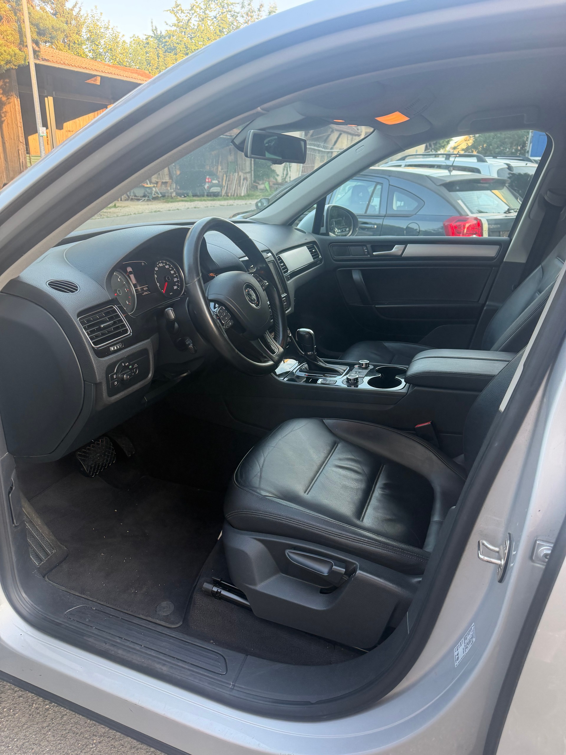 VW Touareg 3.0 TDI BMT Edition X Tiptronic-image-6