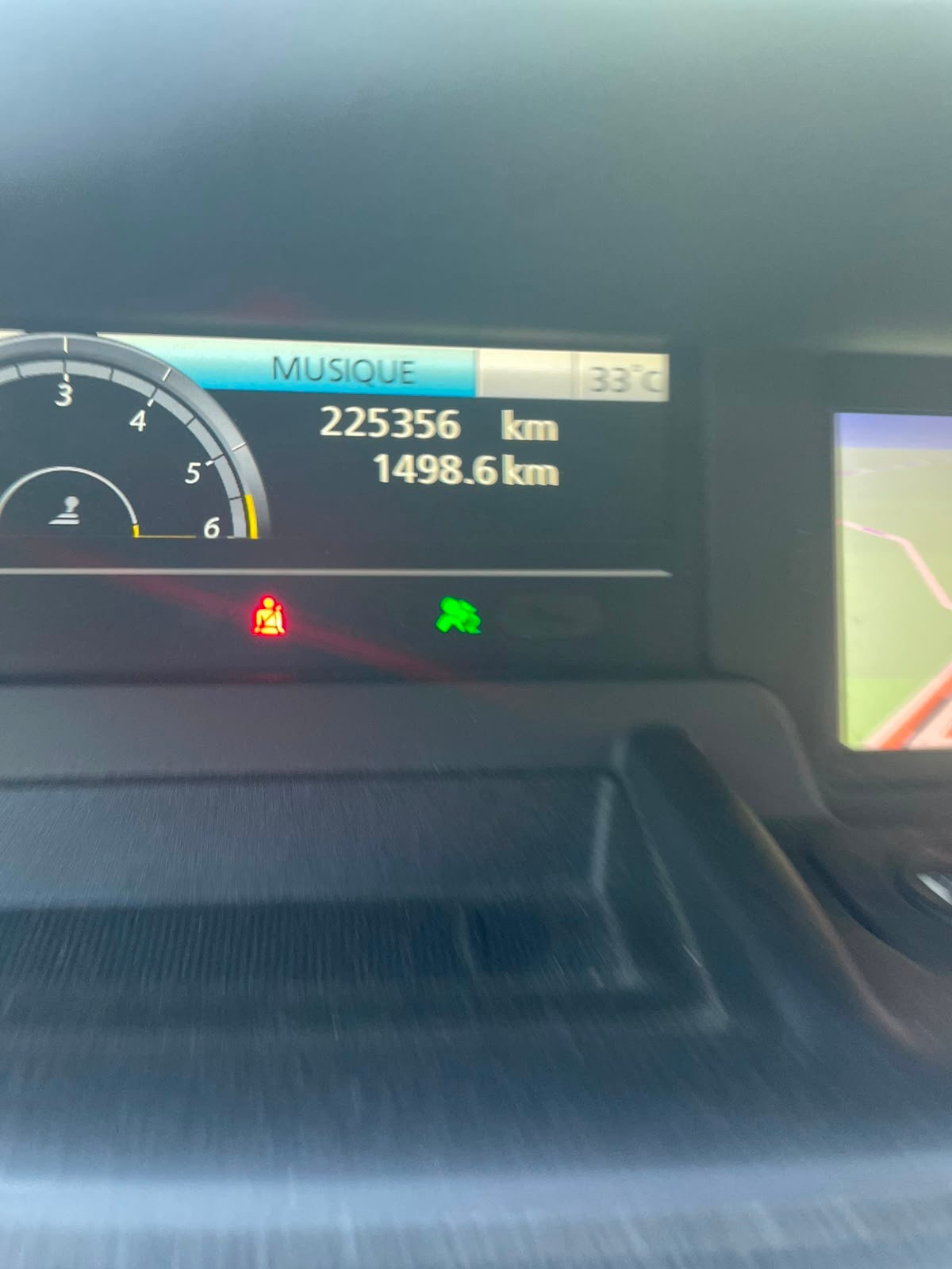 RENAULT Grand Scénic 1.9 dCi Dynamique-image-11
