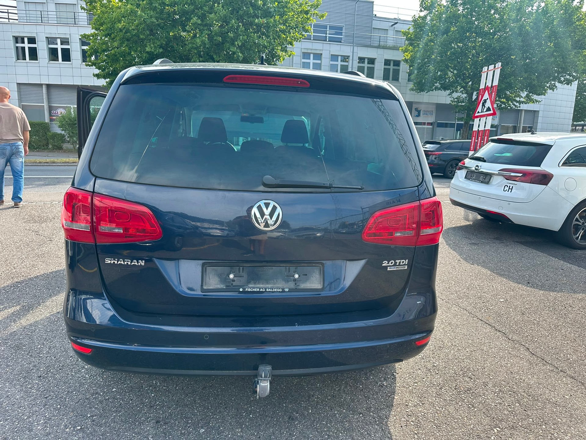 VW Sharan 2.0 TDI BMT Comfortline DSG-image-5