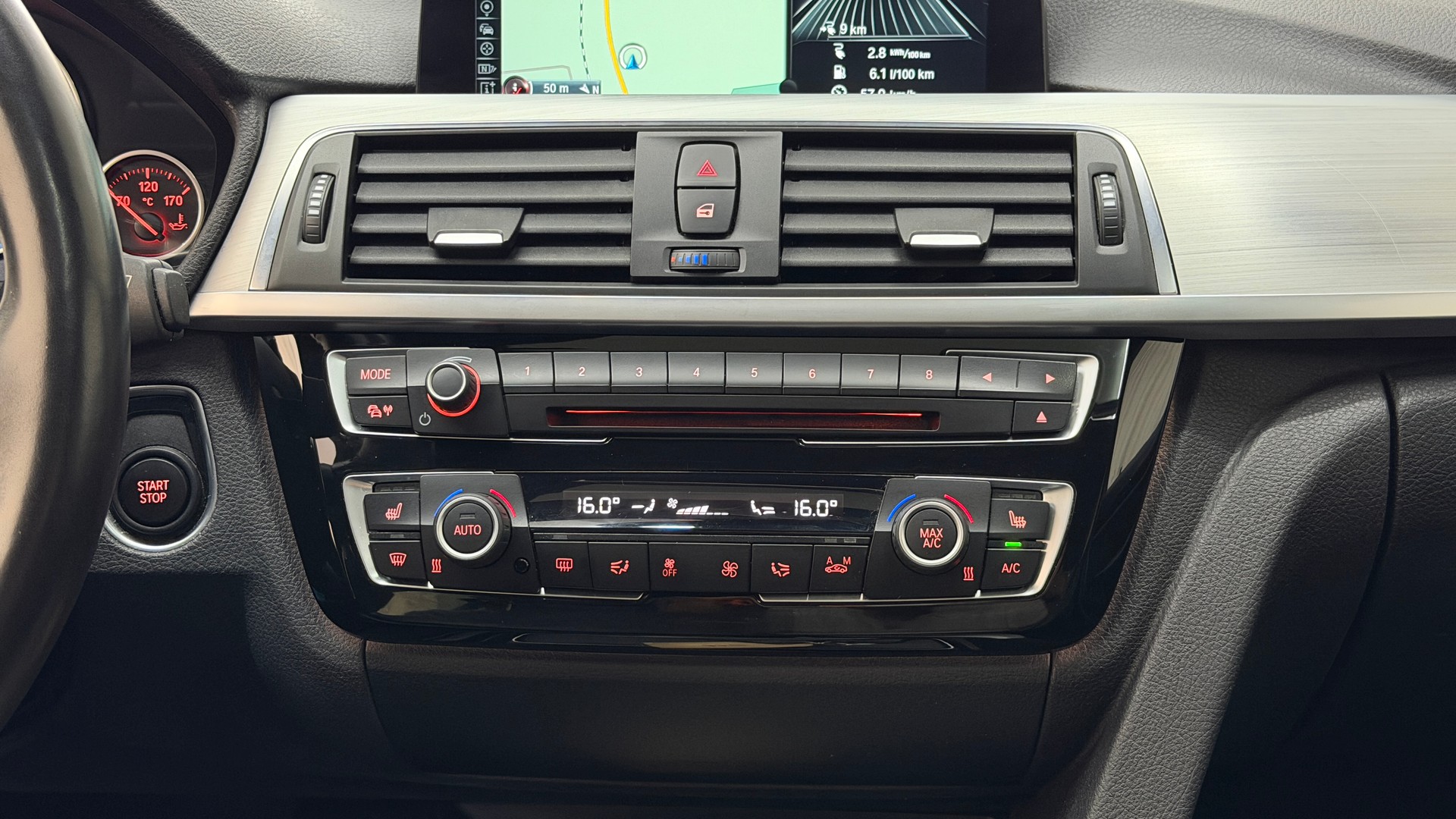BMW 330e iPerformance M Sport Steptronic-image-12