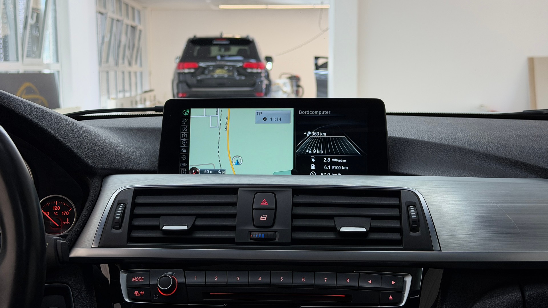 BMW 330e iPerformance M Sport Steptronic-image-11